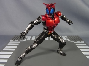 S.H.Figuarts 仮面ライダーカブト ライダーフォーム031