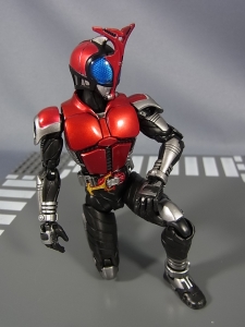 S.H.Figuarts 仮面ライダーカブト ライダーフォーム033