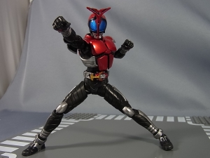 S.H.Figuarts 仮面ライダーカブト ライダーフォーム041