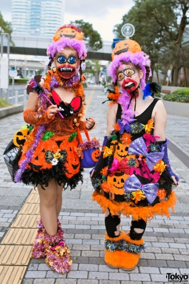 VAMPS-Halloween-Party-Tokyo-2013-035-600x900_20140820114904674.jpg
