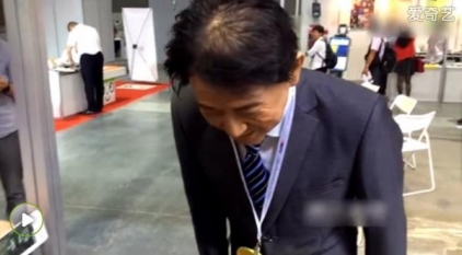 中国のロボット展に“謝罪する安倍首相ロボット”が出現！中国ネット民は賛否両論・・「たくさん作れ」「これは日本が発狂するぞ」